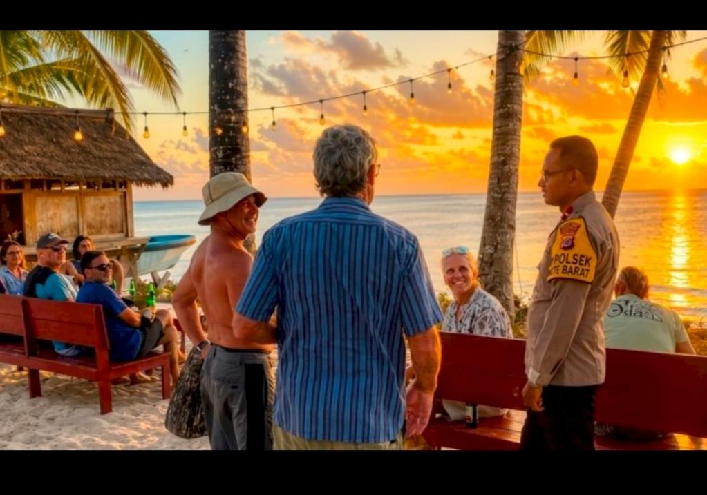 Wisatawan Diimbau Manfaatkan Layanan 110, Polsek Rote Barat Perketat Pengamanan Pantai Nemberala - Pos-kupang.com