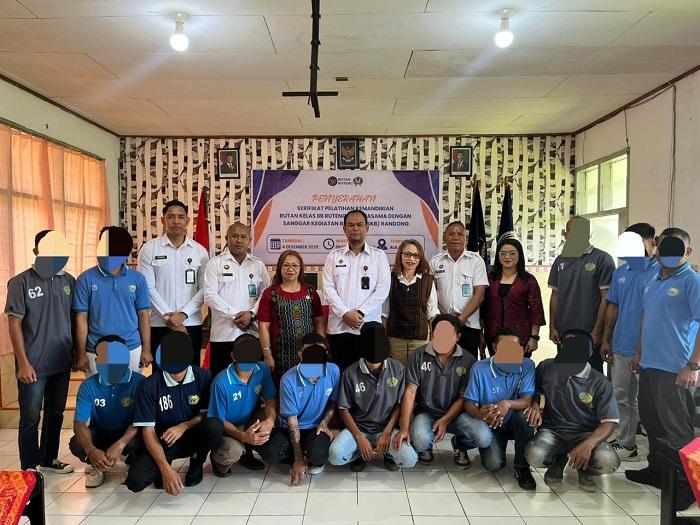 40 WBP Kelas II B Ruteng Manggarai Diberi Pelatihan Kepemimpinan Administrator