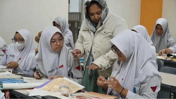 Pelajaran-Biologi-1.jpg