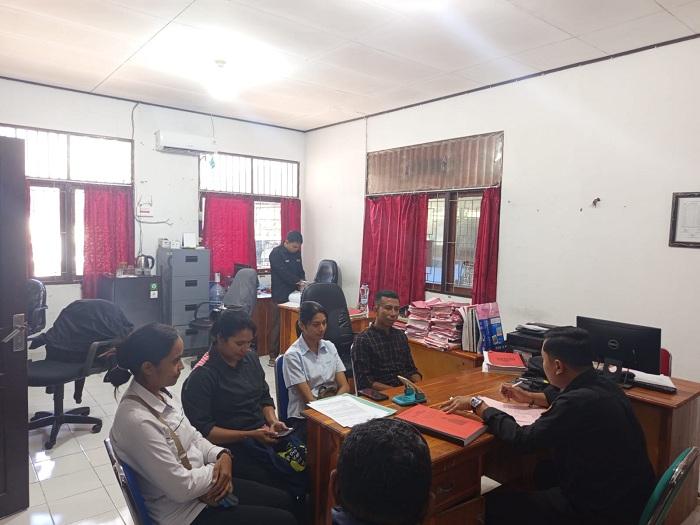 Berkas Lengkap, Polres Rote Ndao Serahkan Oblos ke Kejaksaan - Pos-kupang.com