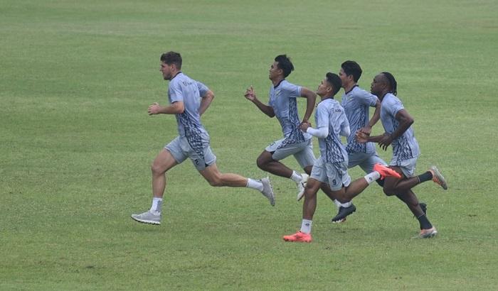 Persib Siap Hadapi Borneo FC, Hodak Tak Agendakan Uji Tanding Marc Klok Siap Gas