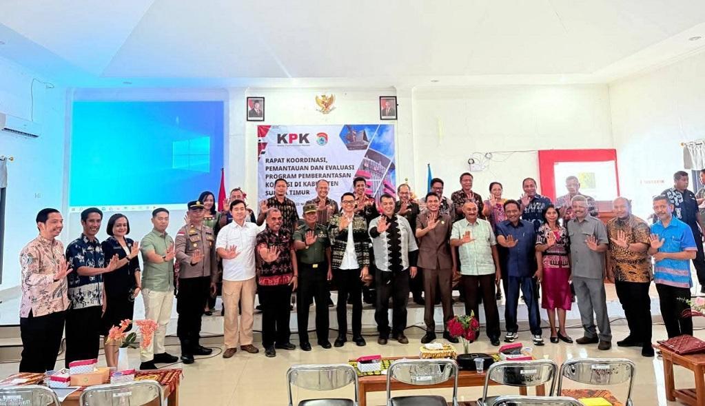 Pemkab-Sumba-Timur-Rapat-dengan-KPK-Bahas-Manajemen-Aset-dan-Pencegahan-Korupsi.jpg