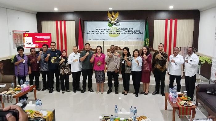 Pengadilan-Negeri-PN-Oelamasi-menggelar-Focus-Group-Discussion-FGD.jpg
