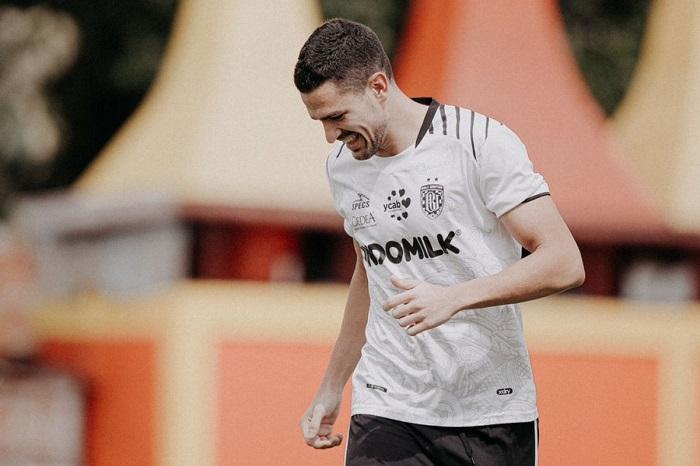 Penyerang-anyar-Bali-United-Boris-Kopitovic.jpg
