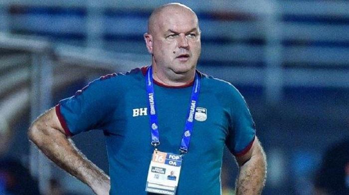 Persib-Bandung-Mulai-Latihan-Songsong-Hadapi-Borneo-FC-Ini-Penjelasan-Bojan-Hodak.jpg