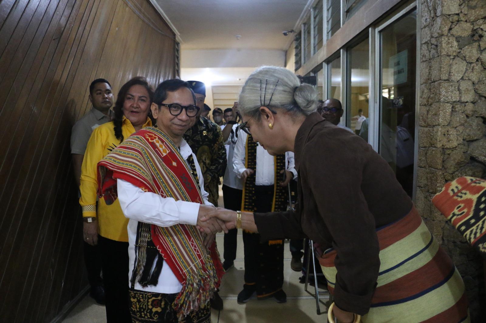 Pj Gubernur Ody Kalake Minta Dukungan DPRD untuk NTT Maju NTT Sejahtera, Ini Respon Emy Nomleni
