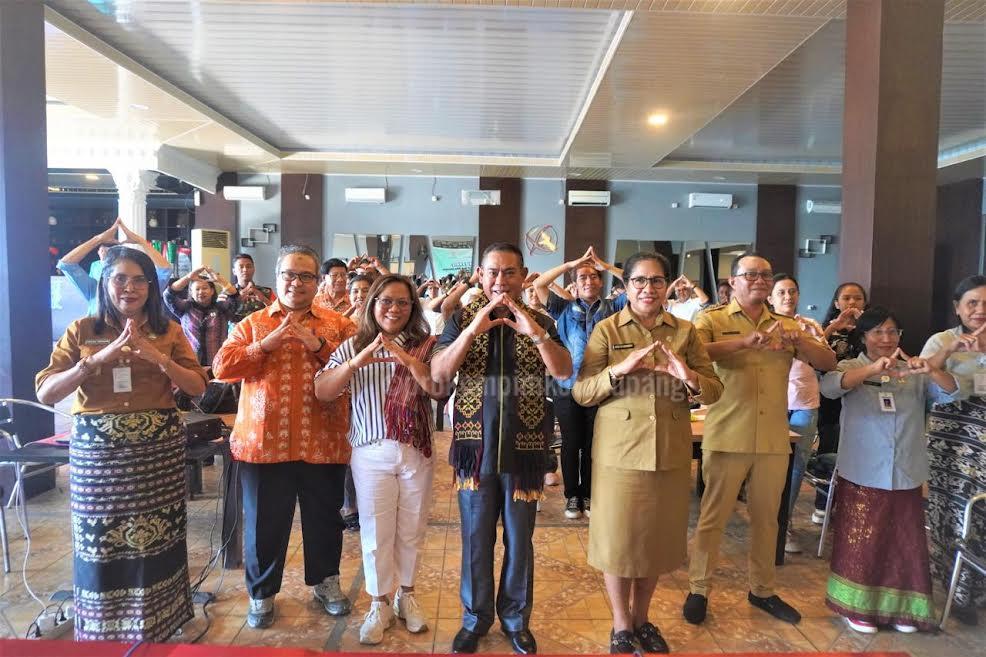 Penjabat Sekda Kota Kupang Buka Bimtek Kelurahan Ramah Anak Bebas Kekerasan