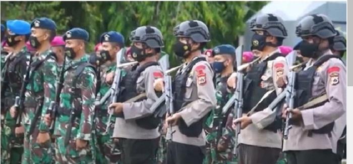 Prajurit-TNI-Polri-gelar-apel-gabungan-di-Timika.jpg