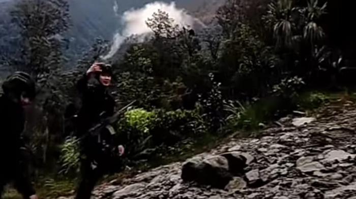 Hanya Dalam Hitungan Menit, Markas KKB Paling Tersembunyi di Hutan Papua, Hancur Dihantam TNI Polri