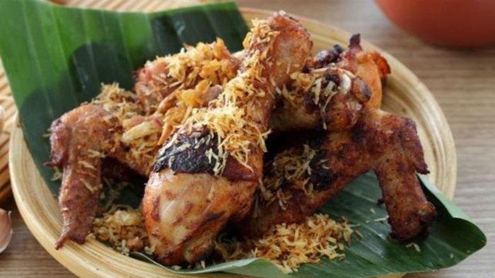 Resep Makanan, Ayam Goreng Bumbu Serundeng yang Maknyos dan Menggugah Selera