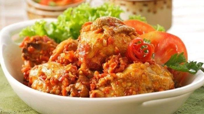 RESEP-MAKANAN-AYAM-RICA-RICA-KAMIS-21-DES-23.jpg