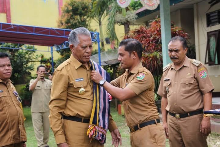 Hari Pertama Berkantor, Wabup Timo Raga Buka Musrenbang Kota Waikabubak Usai Pimpin Apel