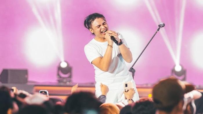 Mirip Opa-opa Korea, Intip Gantengnya Putra Charly Van Houten yang Jarang Terekspos