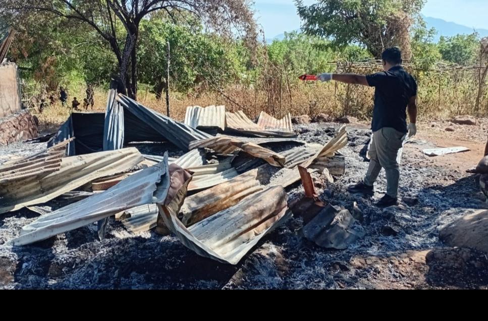 Rumah Petani di Wairbleler Sikka NTT Ludes Terbakar, Korban Mengungsi - Pos-kupang.com