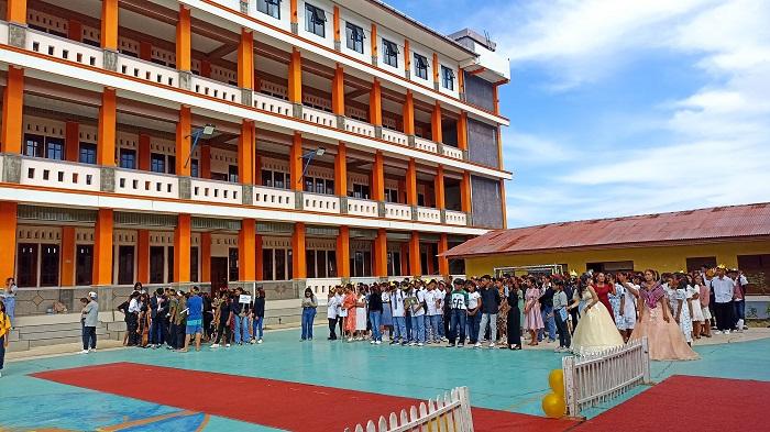 SMAK Regina Pacis Bajawa Bangun Optimisme Siswa Baru Melalui MPLS