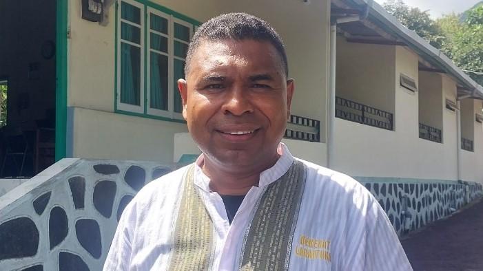 Mgr Fransiskus Kopong Kung Tetap Bertugas hingga Tahbisan Uskup Larantuka yang Baru