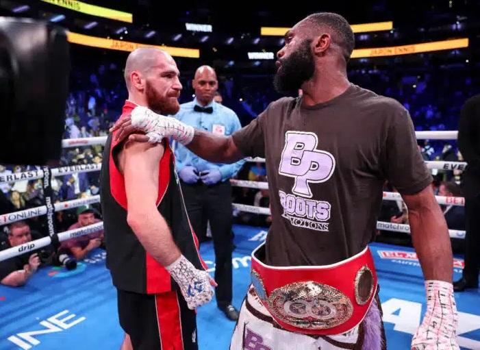 Hasil Tinju Dunia, Jaron Ennis Menang Tetapi Karen Chukhadzhian Dapat Pujian Selangit