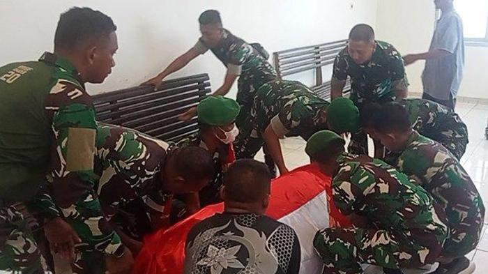 Diduga Pelakunya KKB, Anggota TNI Tewas Ditikam Orang Tak Dikenal di Pasar Sinak Papua
