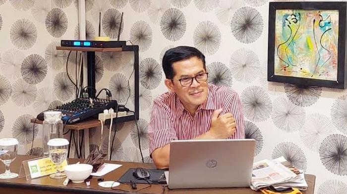 Sambut Pesta Pancawindu, SMPK Sint. Gabriel Larantuka Hadirkan St. Kartono dalam Seminar Nasional