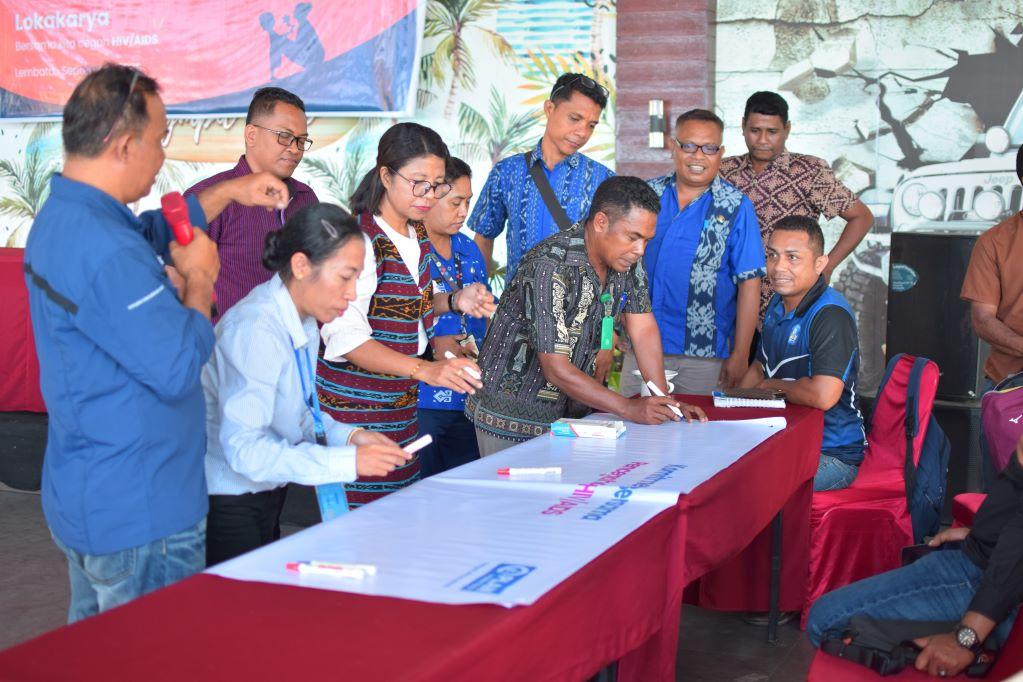 Stop-HIVAIDS-di-Lembata-Plan-Indonesia-Dorong-Kolaborasi-Sekolah-Desa-dan-Pemerintah-Daerah.jpg