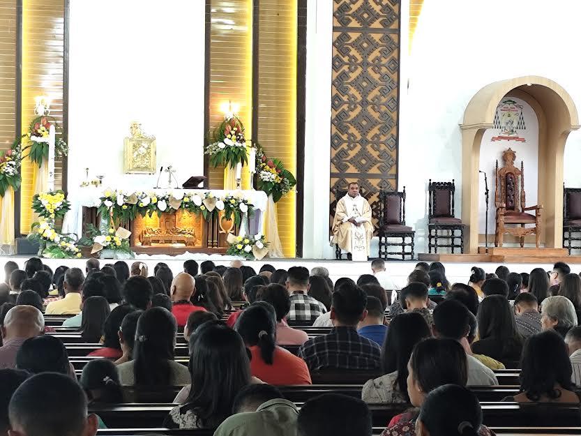 Perayaan Paskah 2026 di Gereja Kristus Raja Kupang, Umat Bersuka Cita Sambut Kebangkitan Yesus