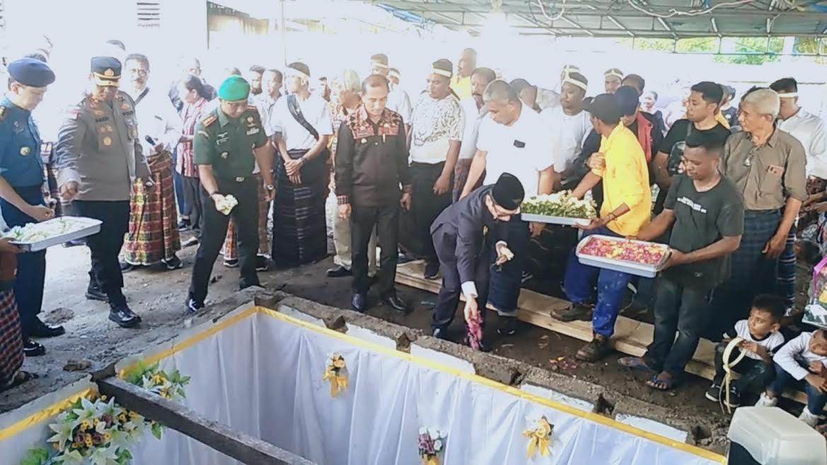 Penjabat Gubernur NTT Sebut Prinsip Hidup Josef Blasius Bapa Jadi Panutan Generasi Muda