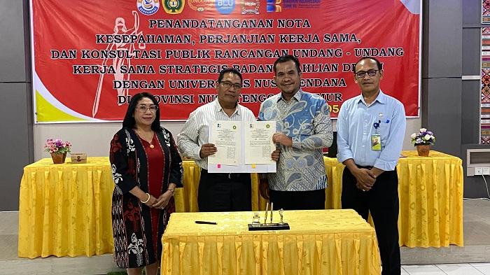 Tanda-tangan-PKS-Hukum-Undana.jpg