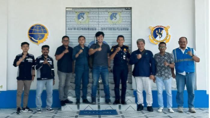 ULP-PLN-Rote-Ndao-lakukan-koordinasi-dengan-KSOP-Pelabuhan-Kelas-III-Kupang.jpg