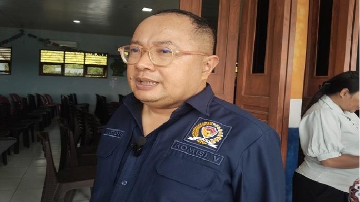 Wakil-Ketua-Komisi-V-DPRD-Nusa-Tenggara-Timur-NTT-Winston-Rondo.jpg