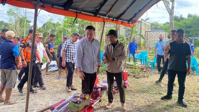 Wali-Kota-Kupang-Christian-Widodo-meninjau-korban.jpg