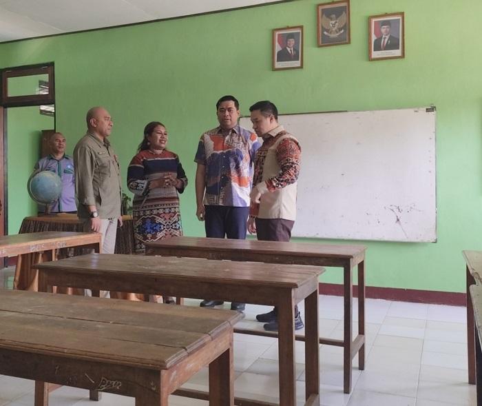 Wali-Kota-Kupang-dr-Christian-Widodo-kunjungi-SD-Inpres-Naikoten.jpg