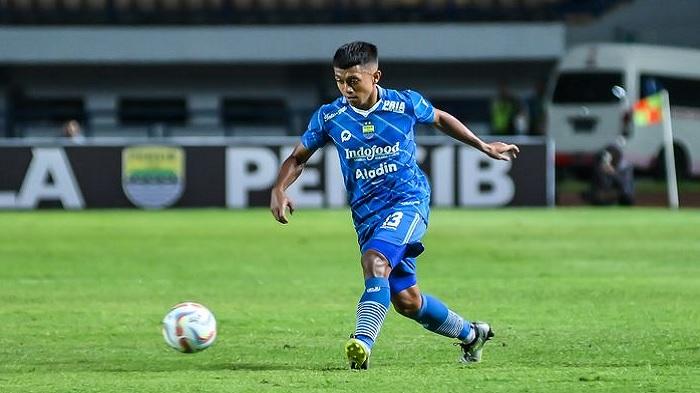 Winger-Persib-Bandung-Febri-Hariyadi-Butuh-31-Pekan-Hasilkan-1-Gol-di-Liga-1-Ini-Kata-Bojan-Hodak.jpg