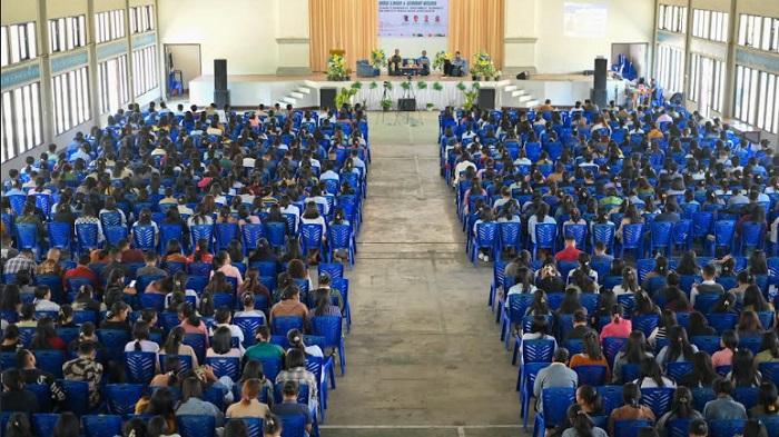 Calon Wisudawan Unika Ruteng Ikut Seminar