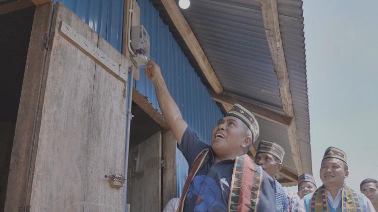 Kolaborasi PLN dengan Pemerintah Daerah untuk Membawa Listrik ke Desa Terpencil