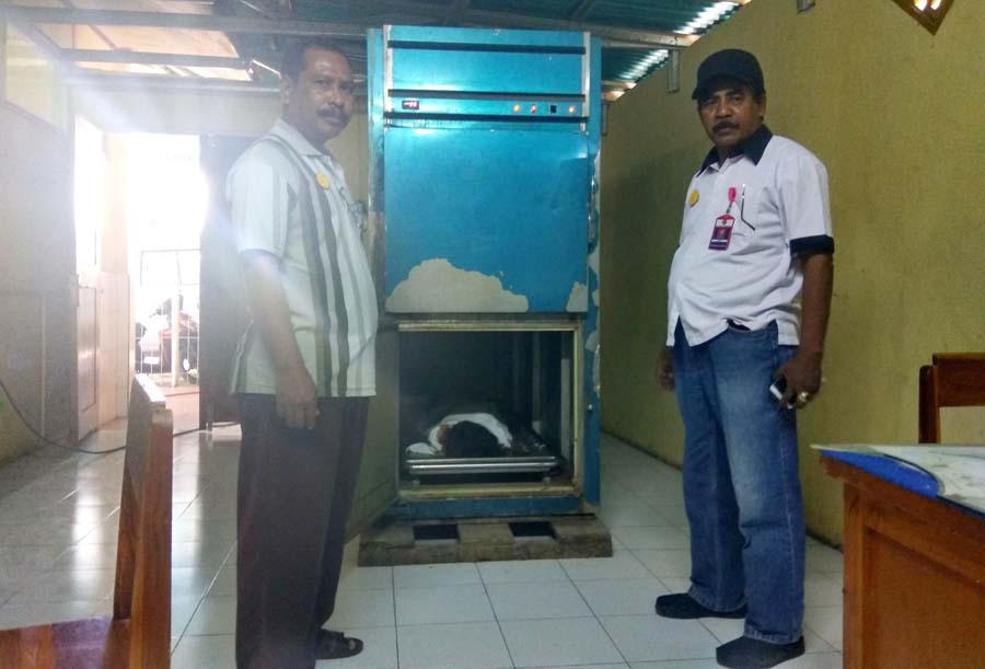 Celaka! Tidak Ada Nama Afriance Taek di Alamat Desa Yang Tertera di Paspornya