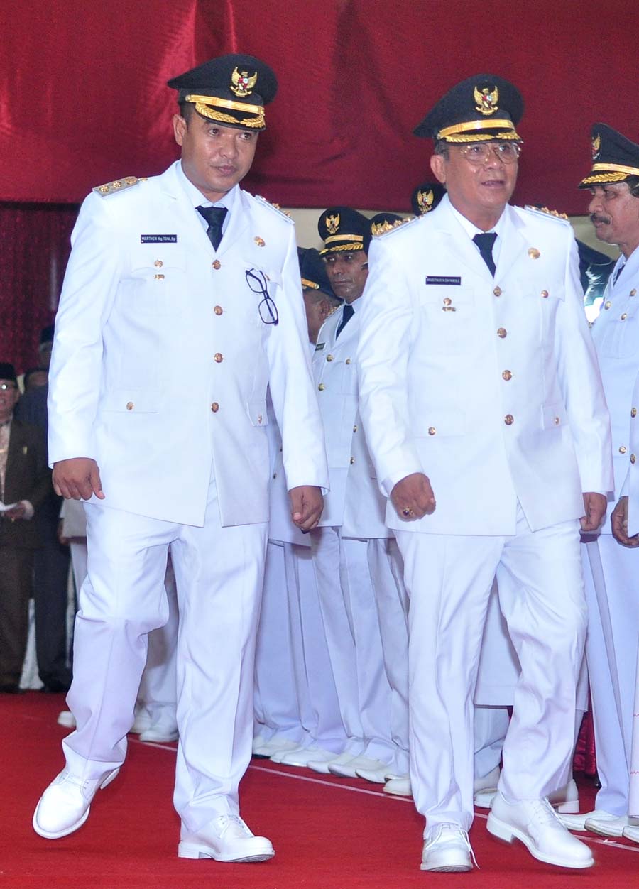 Bupati Sumbar Minta Lurah dan Kades, Larang Warga Bawa Parang di Kota