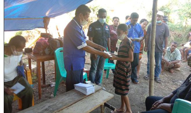 Anggota DPR RI Ahmad Yohan Berikan Santunan Bagi Korban Bencana Lembata