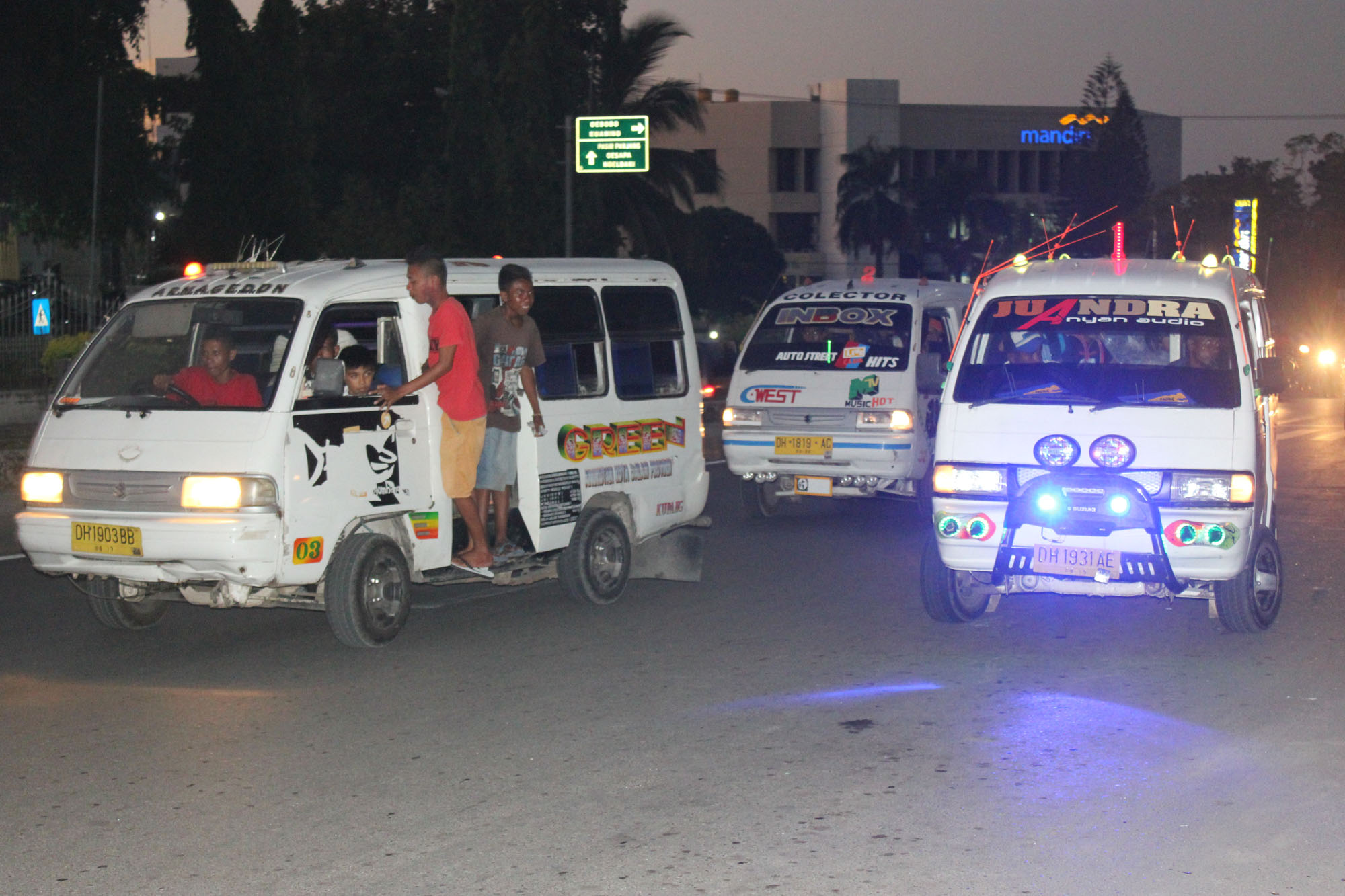 Warga Kupang Butuh Layanan Angkot yang Aman, Lancar dan Ramah