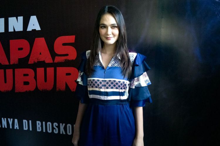 Sambil Menangis, Luna Maya Minta Maaf dan Doakan Keluarga Reino Barack