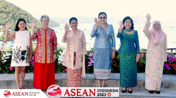 Spouse Program ASEAN di Puncak Waringin, Iriana Jokowi : Semua Merasa Senang di Labuan Bajo