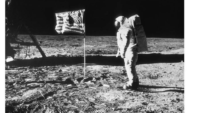 Mengenang 49 Tahun Astronot Amerika Serikat Mendarat di Bulan dalam Misi Apollo 11, 20 Juli 1969