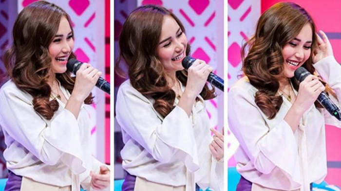 Pamer Warna Rambut Terbaru Ayu Ting Ting Malah Diajak Naik Pelaminan Oleh Pria Ini