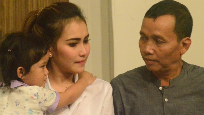 Abdul Rozak Singgung Calon Suami di Momen Ulang Tahun Ayu Ting Ting, Didi Riyadi atau Ivan Gunawan?