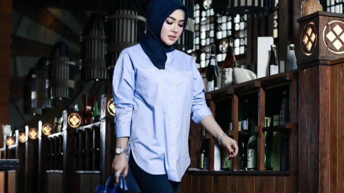 Tak Selamanya Mahal, Intip Baju yang Dikenakan Syahrini Cuma Seharga Ratusan Ribu Rupiah