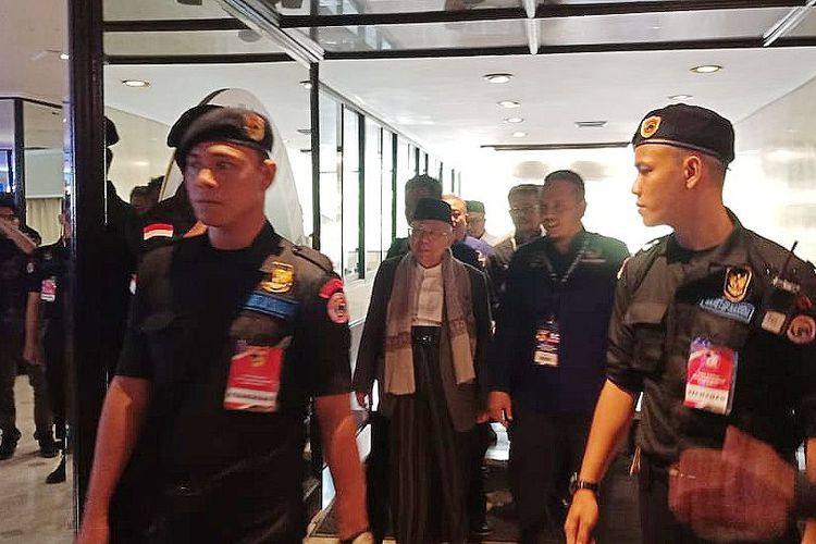 bakal-calon-wakil-presiden-maruf-amin-mendatangi-acara-pembekalan-calon-anggota-legislatif_20180902_133318.jpg