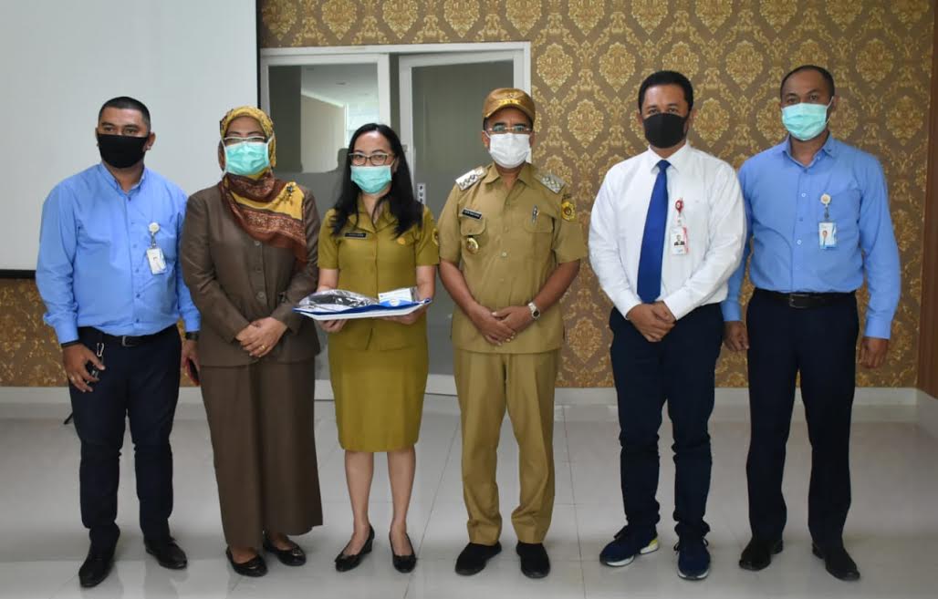Pemkot Kupang Terima Bantuan Masker dan Pelindung Wajah dari Bank NTT