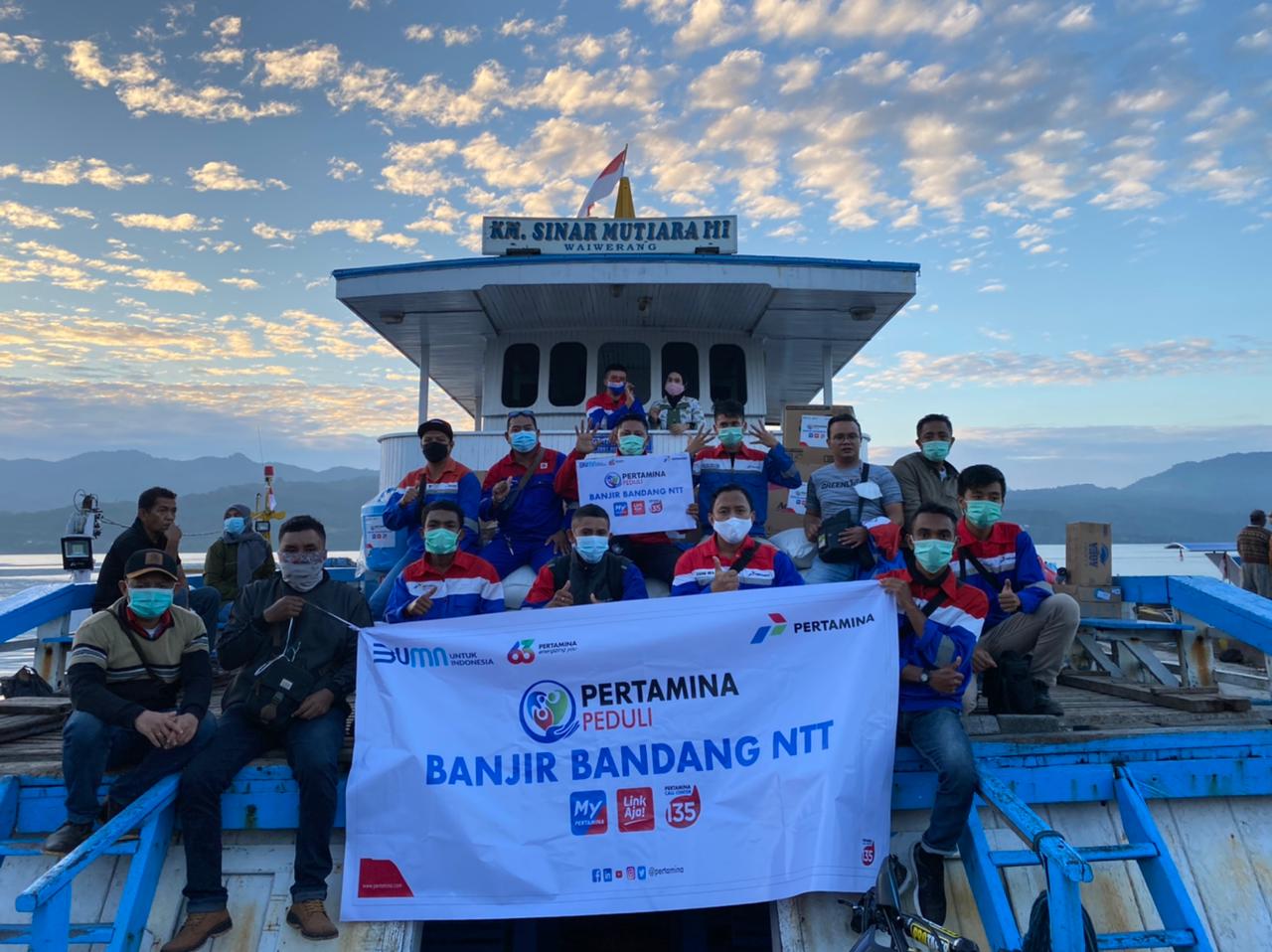 Bencana di NTT, Pertamina Peduli Turun Langsung Beri Bantuan