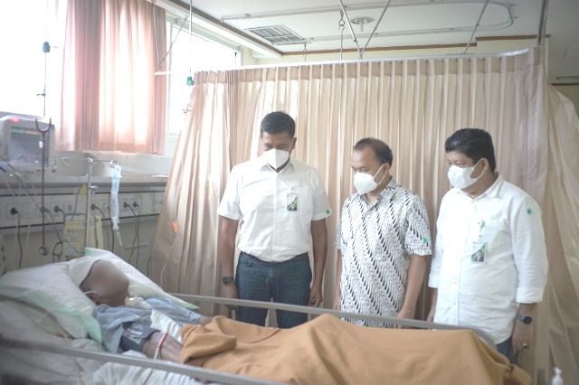 Dirut BPJS Ketenagakerjaan Kunjungi Korban Tabrak Lari, Siap Tanggung Biaya Rp 1,2 Miliar