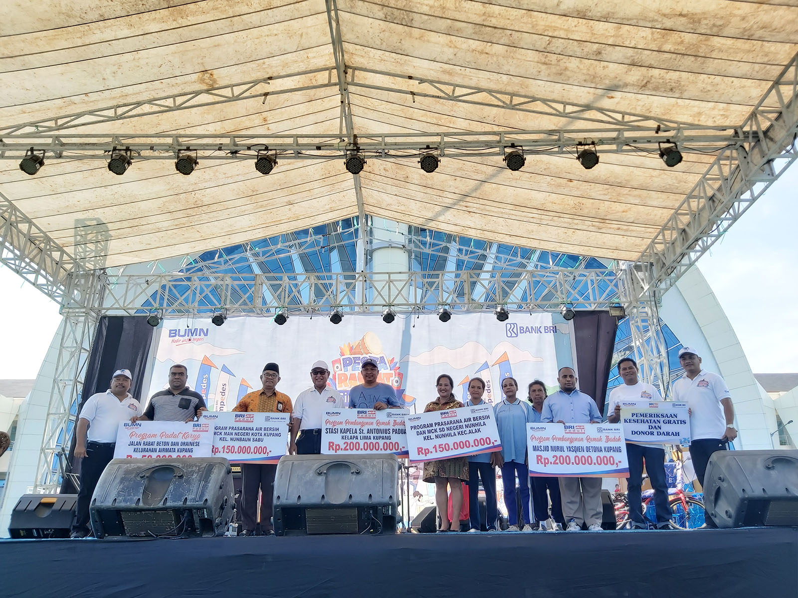 Menyongsong Ulang Tahun Ke 124, BRI Gelar Pesta Rakyat Simpedes