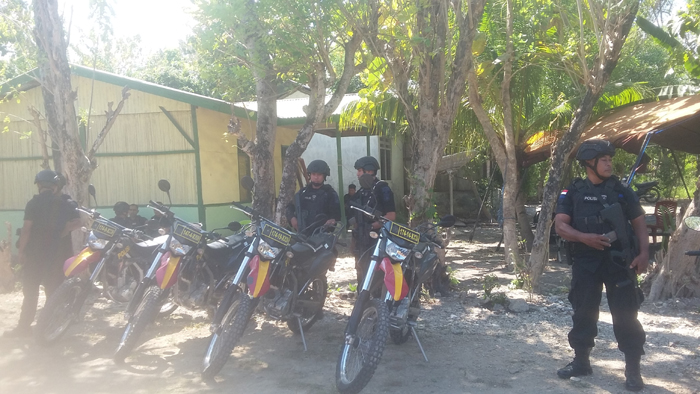 Brimobda NTT Siagakan 1 SSK Pasukan di Naibonat